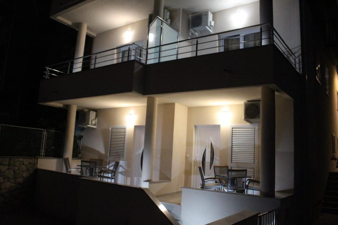 Apartments Agata ชิเบนิก ภายนอก รูปภาพ