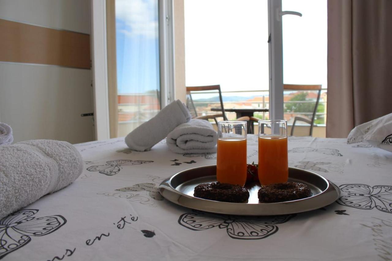 Apartments Agata ชิเบนิก ภายนอก รูปภาพ