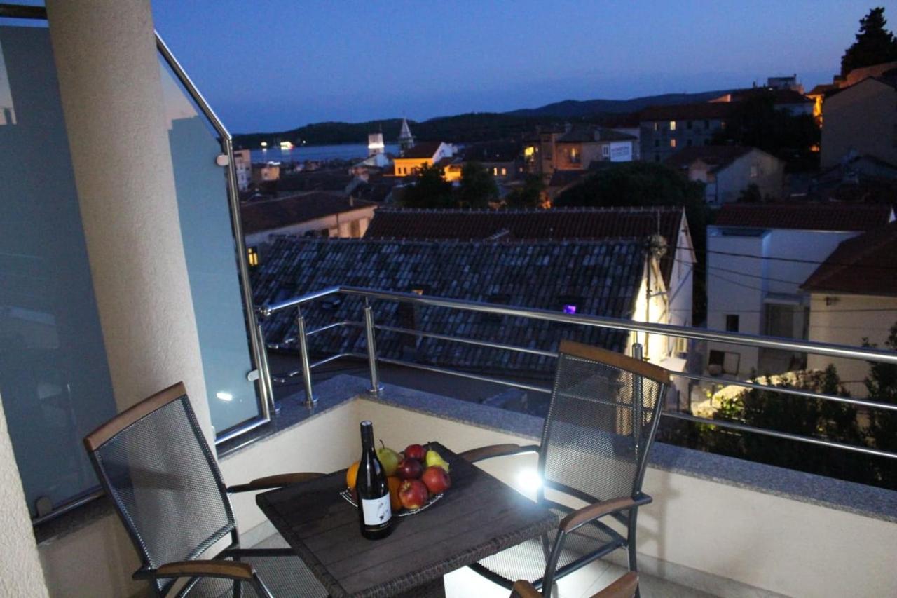 Apartments Agata ชิเบนิก ภายนอก รูปภาพ